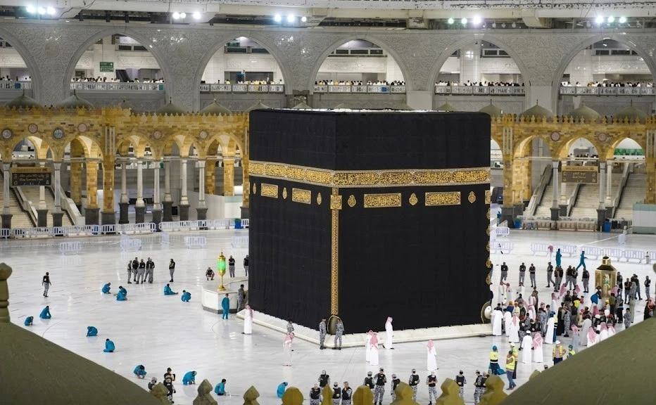 October Luxury Group Umrah Package