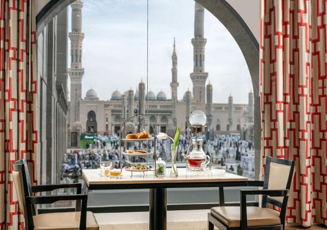 14 Nights 4 Star January Umrah Package