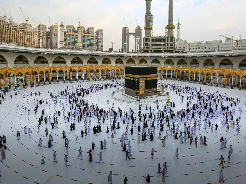7 Nights 3 Star February Umrah Package