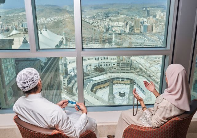 7 Nights 3 Star Manchester Umrah Package